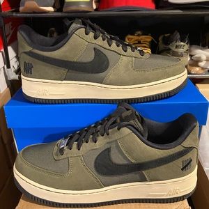 Nike Air Force 1 Undefeated